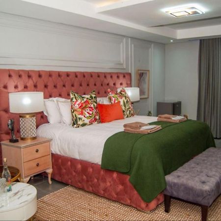 The Lux Hotel And Resorts Louis Trichardt Exteriör bild