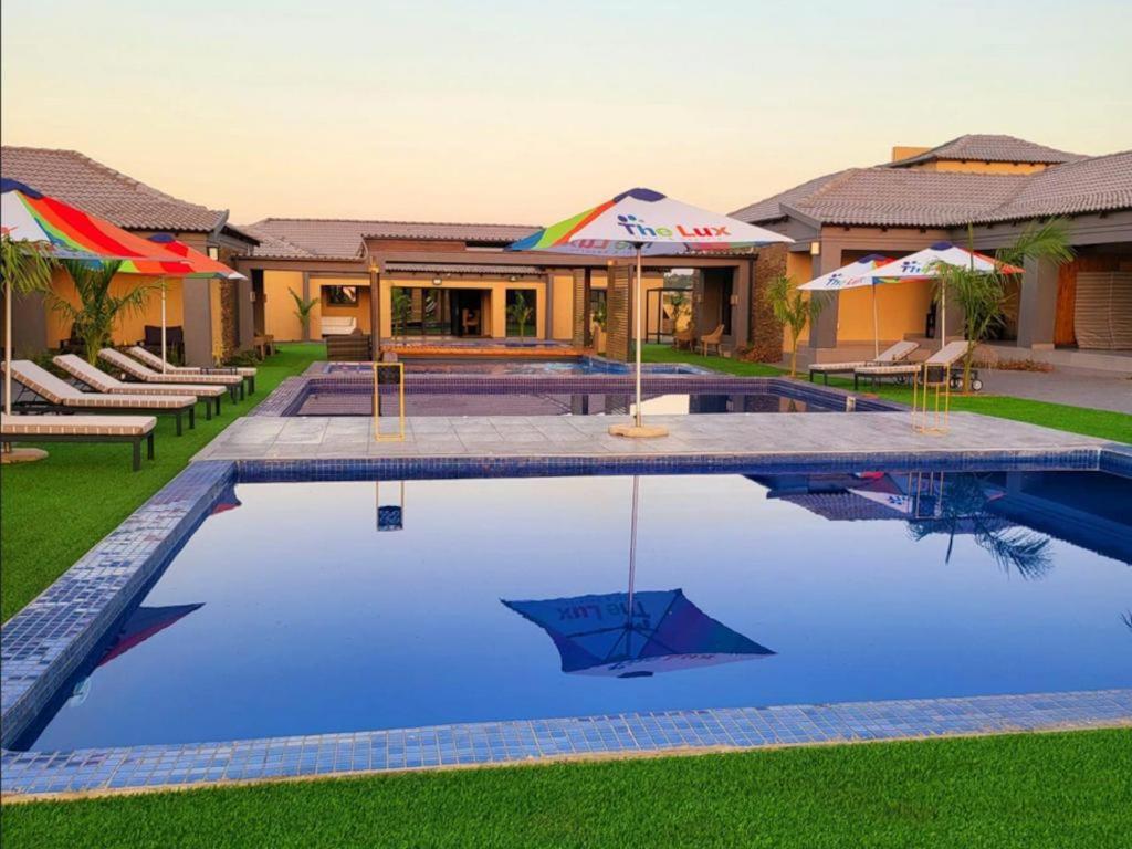 The Lux Hotel And Resorts Louis Trichardt Exteriör bild