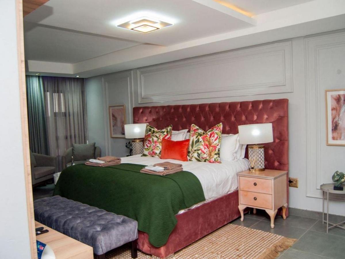 The Lux Hotel And Resorts Louis Trichardt Exteriör bild