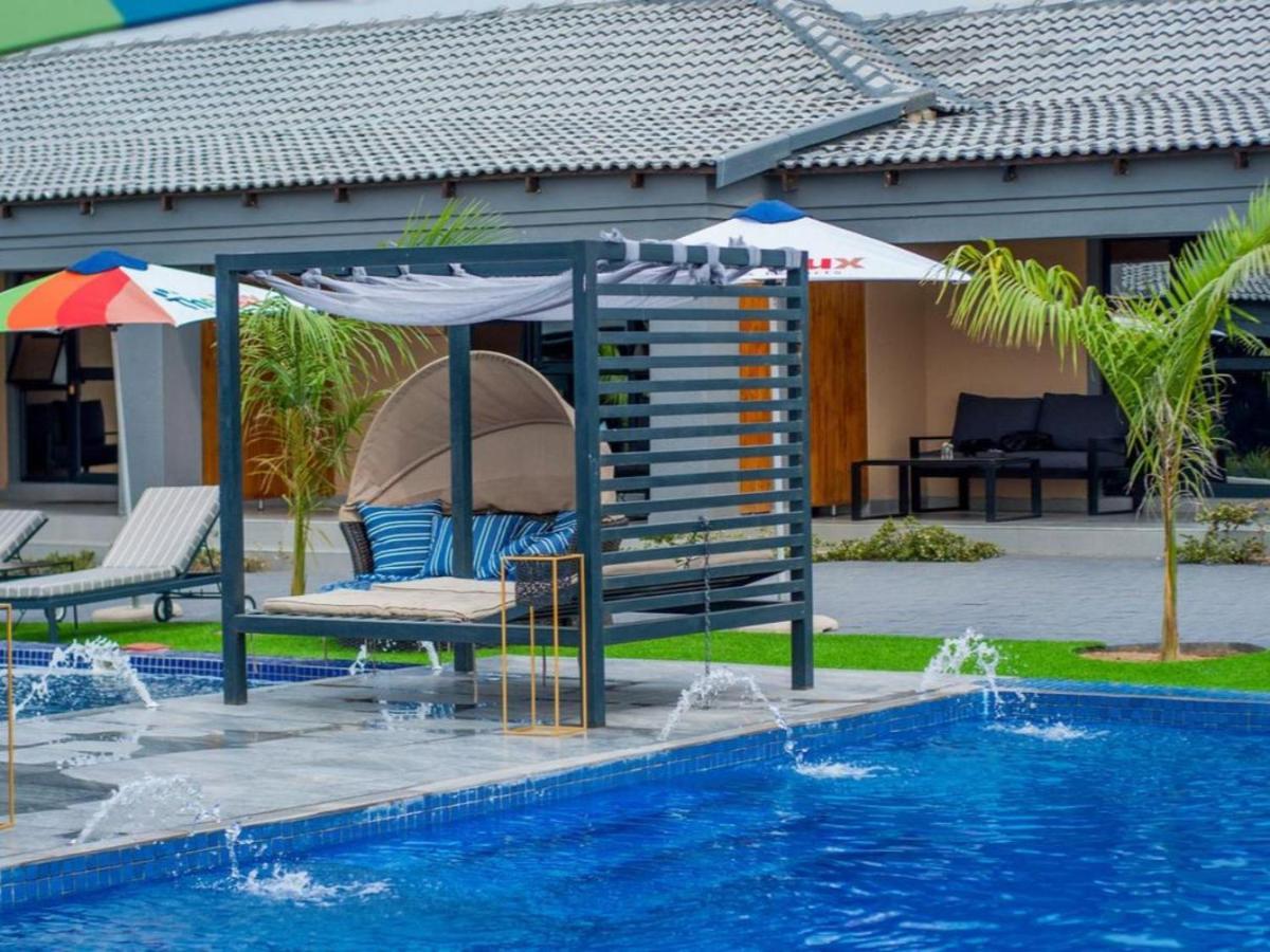The Lux Hotel And Resorts Louis Trichardt Exteriör bild