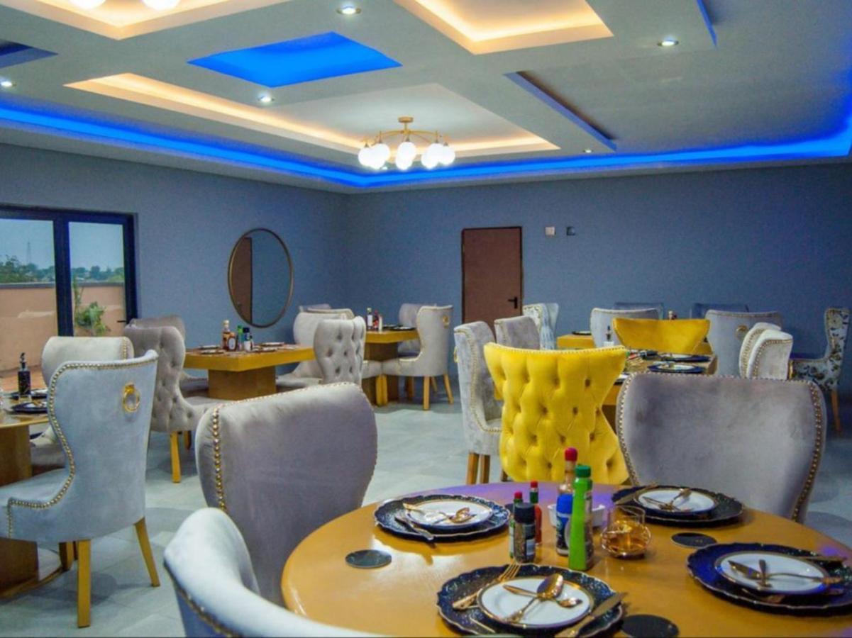 The Lux Hotel And Resorts Louis Trichardt Exteriör bild